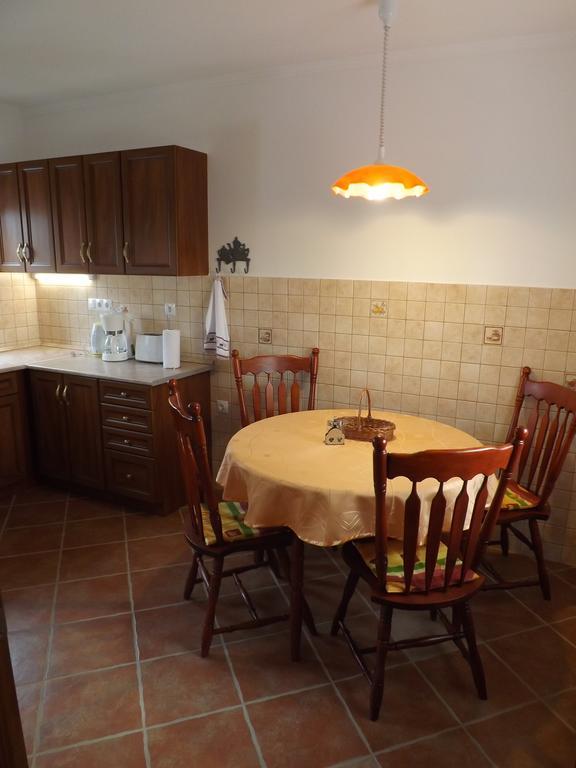 Ferienwohnung Nagybajcsi Koertefa Vendeghaz Zimmer foto