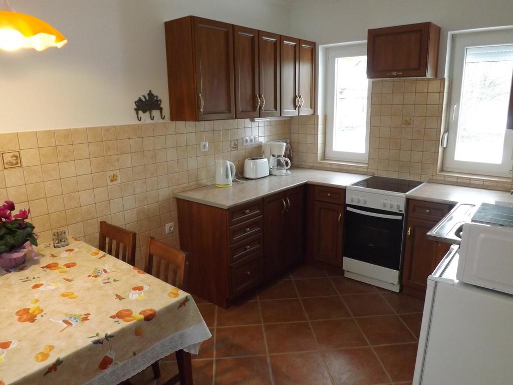 Ferienwohnung Nagybajcsi Koertefa Vendeghaz Zimmer foto