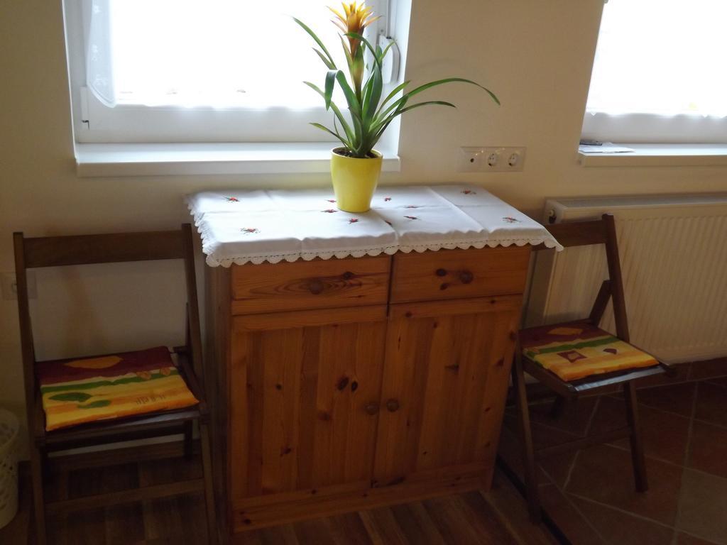 Ferienwohnung Nagybajcsi Koertefa Vendeghaz Zimmer foto