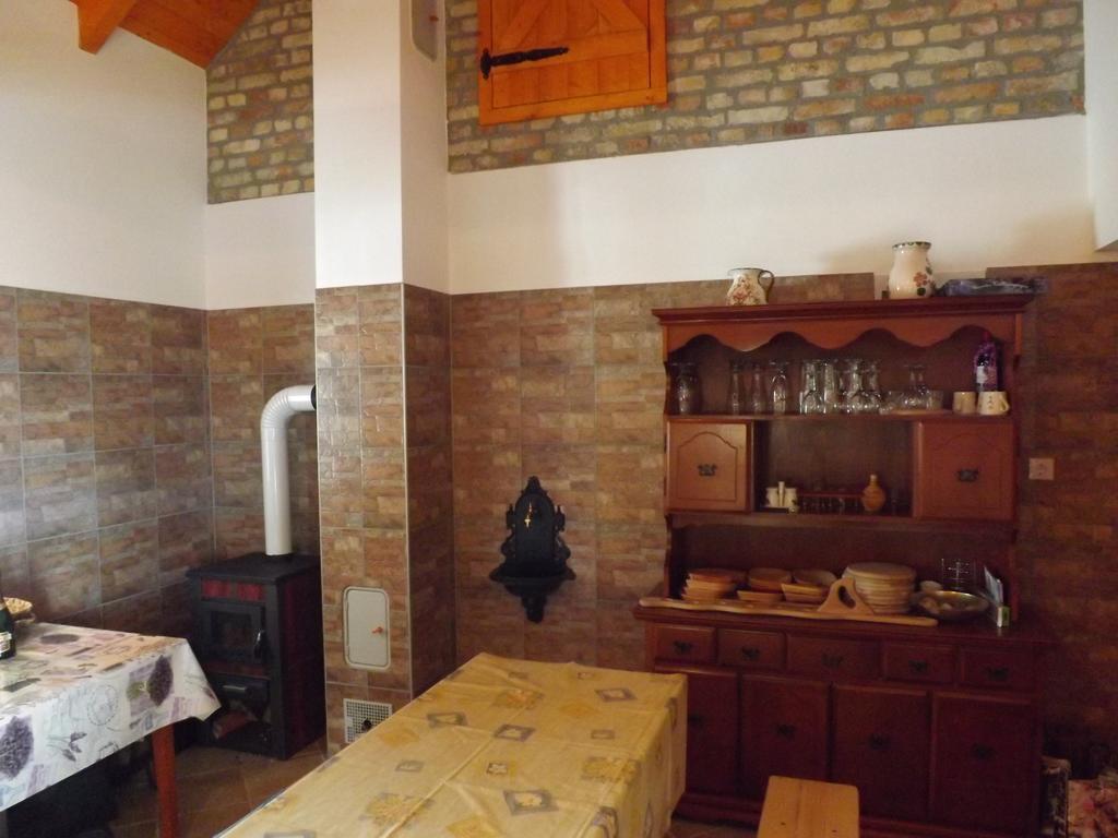 Ferienwohnung Nagybajcsi Koertefa Vendeghaz Zimmer foto
