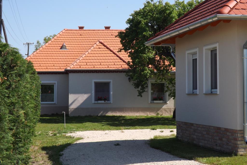 Ferienwohnung Nagybajcsi Koertefa Vendeghaz Exterior foto